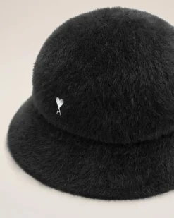 Bob Rivet Noir Ami de Coeur En Laine