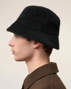 Bob Rivet Noir Ami de Coeur En Laine