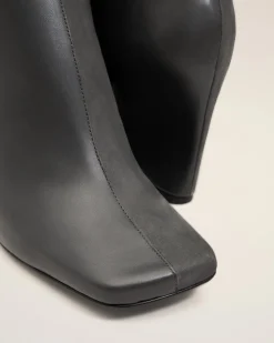 Bottines Noires Bicolores En Cuir