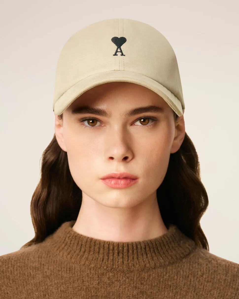 Casquette Beige Broderie Ami De Coeur Noir En Gabardine De Coton