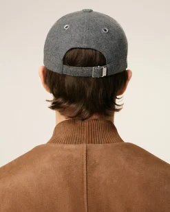 Casquette Grise Ami De Coeur Embossé En Laine
