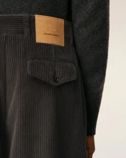 Pantalon Noir Carotte Coupe Oversize En Coton