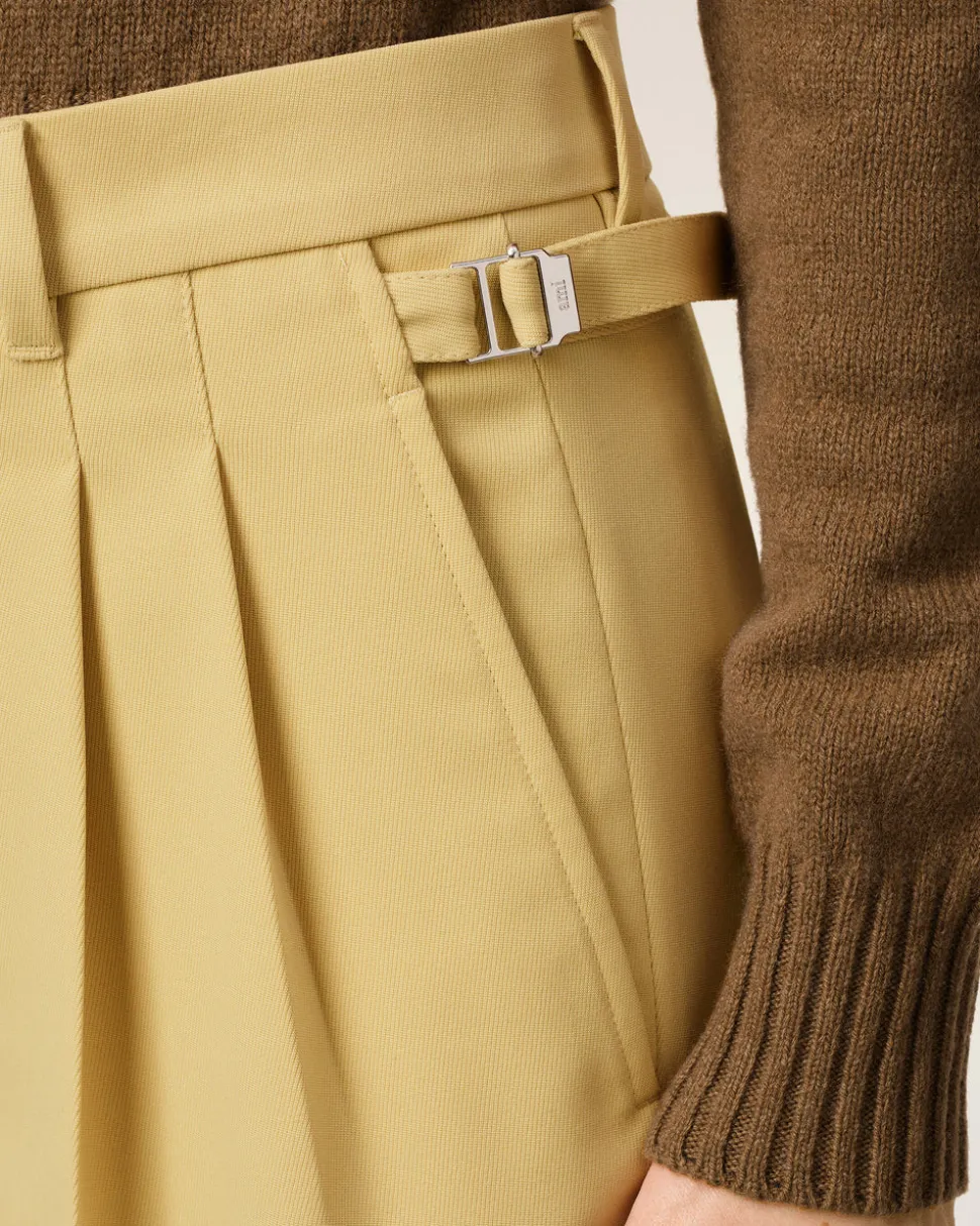 Pantalon Vert Large Avec Pattes De Serrages De Laine